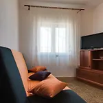 Kronja شقة