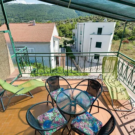 Apartment Kronja *